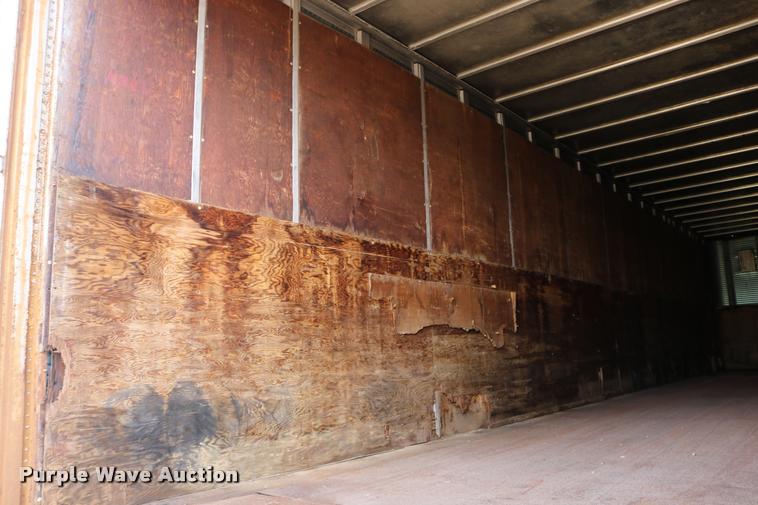 image for item DB9256 1977 Fruehauf dry van trailer