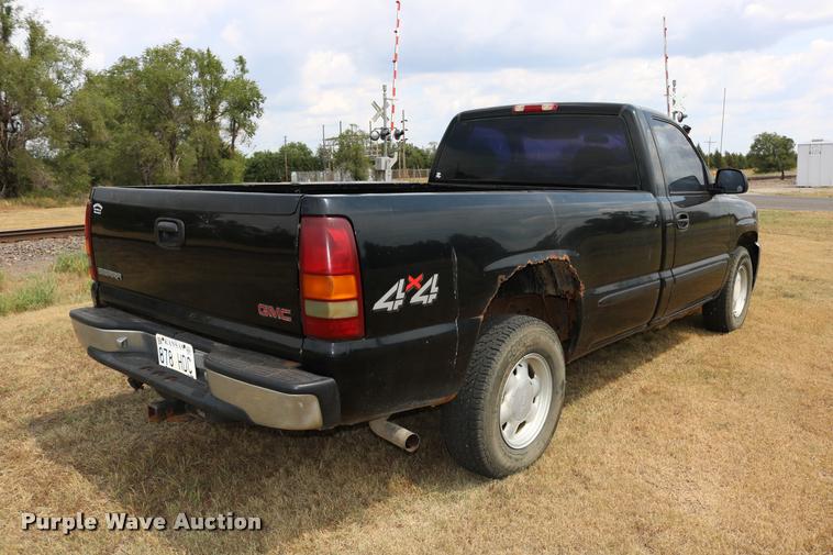 image for item DB9259 2000 GMC Sierra 1500 pickup truck
