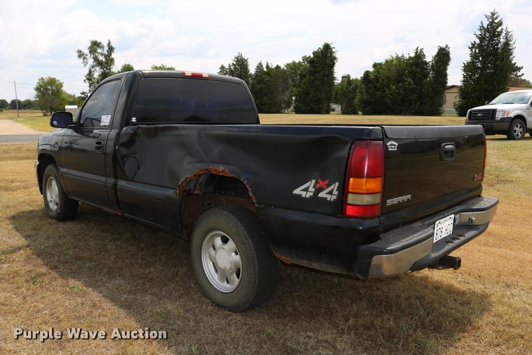 image for item DB9259 2000 GMC Sierra 1500 pickup truck