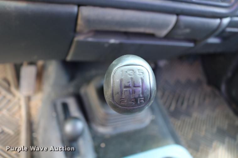 image for item DB9259 2000 GMC Sierra 1500 pickup truck