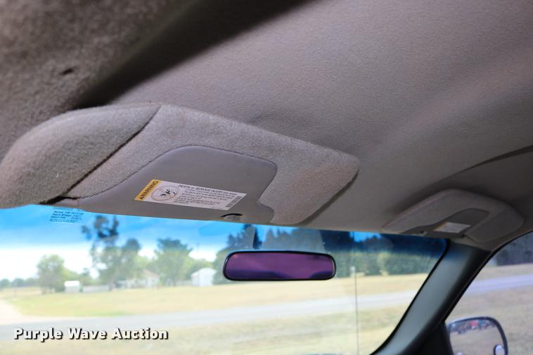 image for item DB9259 2000 GMC Sierra 1500 pickup truck