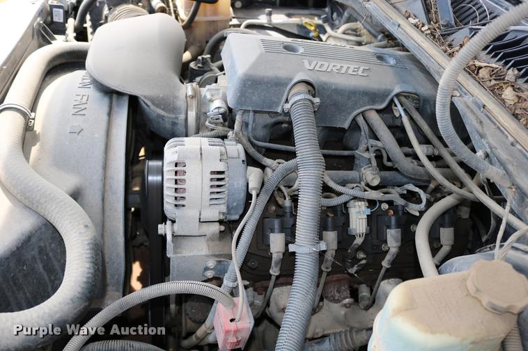 image for item DB9259 2000 GMC Sierra 1500 pickup truck