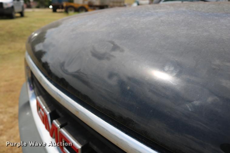 image for item DB9259 2000 GMC Sierra 1500 pickup truck