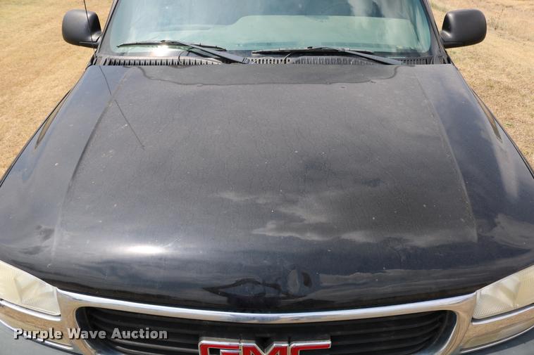 image for item DB9259 2000 GMC Sierra 1500 pickup truck