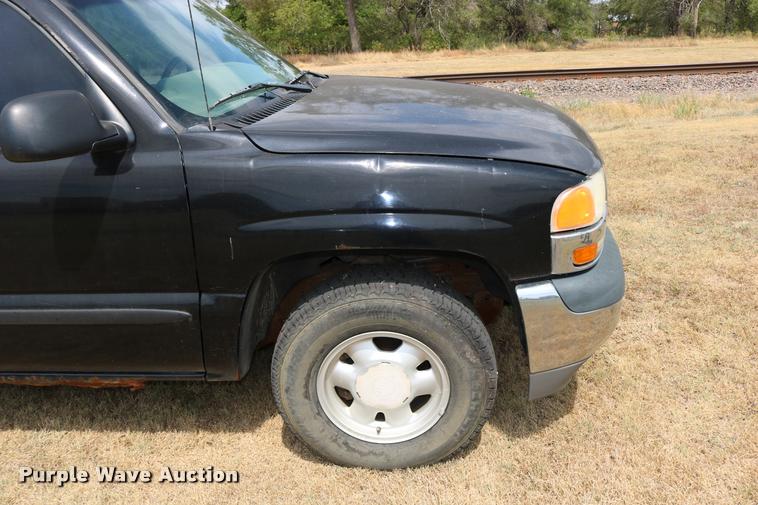 image for item DB9259 2000 GMC Sierra 1500 pickup truck