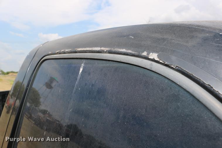 image for item DB9259 2000 GMC Sierra 1500 pickup truck