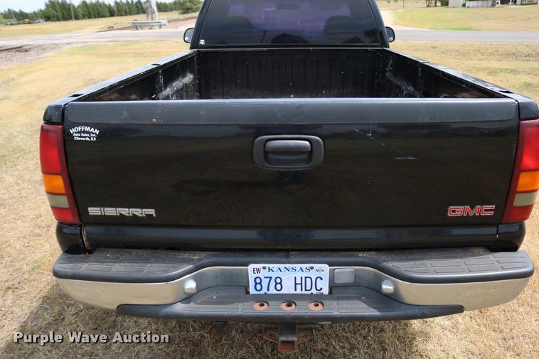 image for item DB9259 2000 GMC Sierra 1500 pickup truck
