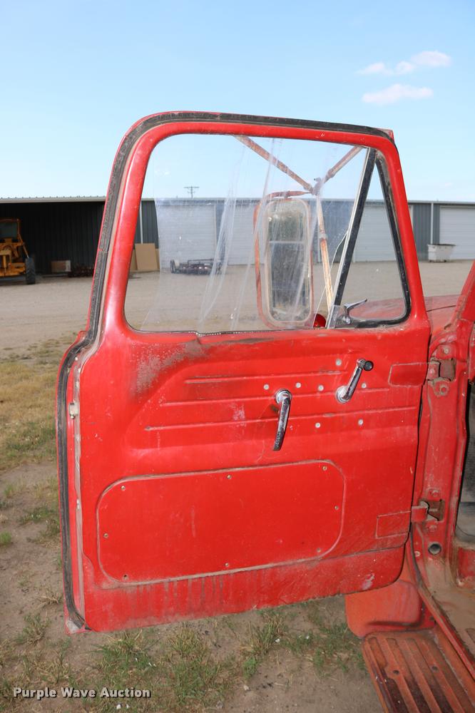 image for item DB9278 1963 Ford 500 grain truck