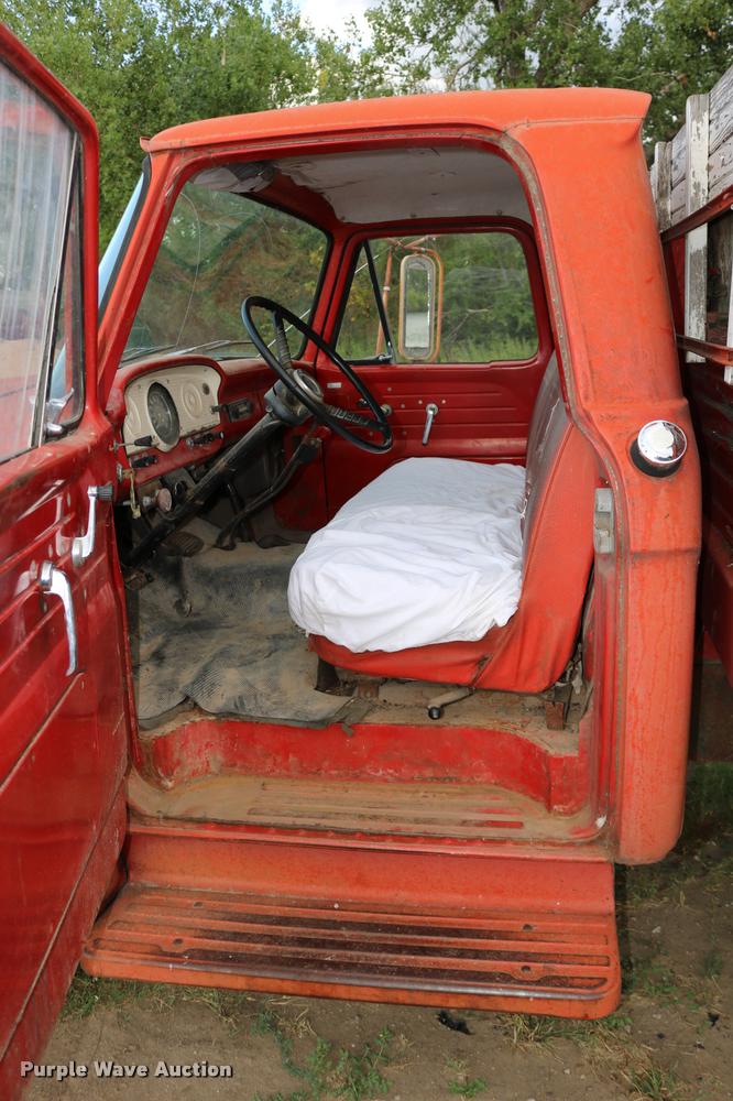 image for item DB9278 1963 Ford 500 grain truck