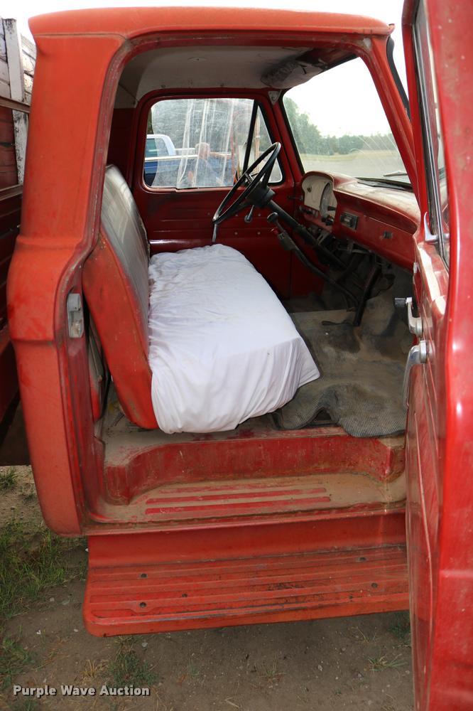 image for item DB9278 1963 Ford 500 grain truck