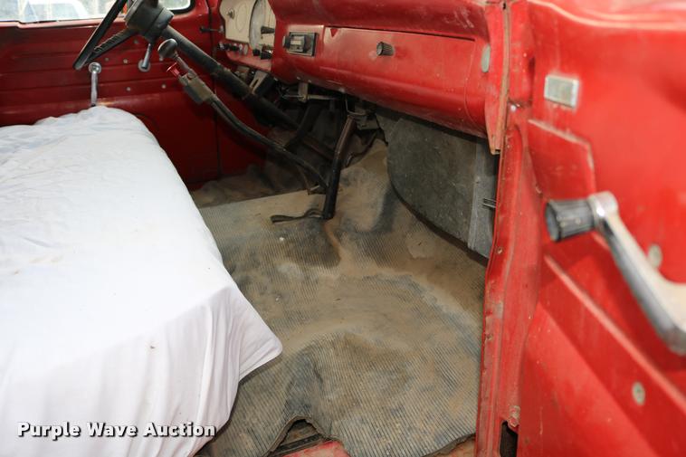 image for item DB9278 1963 Ford 500 grain truck