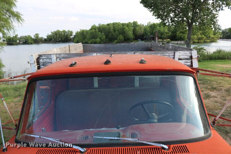 image for item DB9278 1963 Ford 500 grain truck