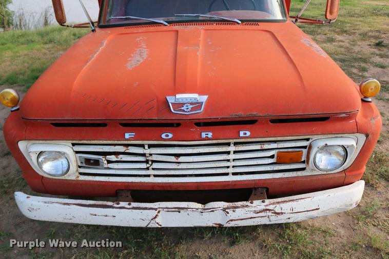 image for item DB9278 1963 Ford 500 grain truck