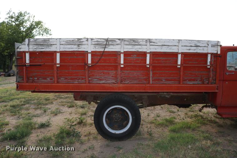 image for item DB9278 1963 Ford 500 grain truck