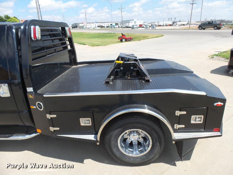 image for item DC3979 2003 Ford F350 Super Duty XLT Lariat Edge Crew Cab flatbed pickup truck