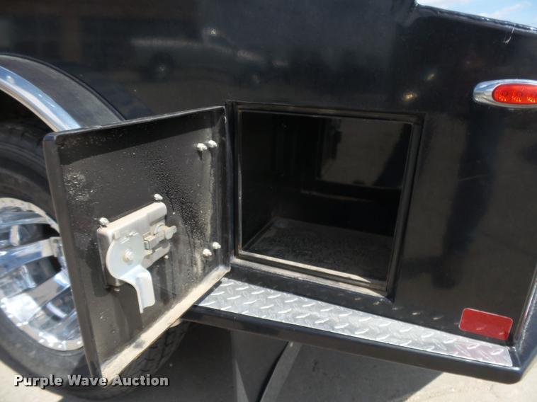 image for item DC3979 2003 Ford F350 Super Duty XLT Lariat Edge Crew Cab flatbed pickup truck