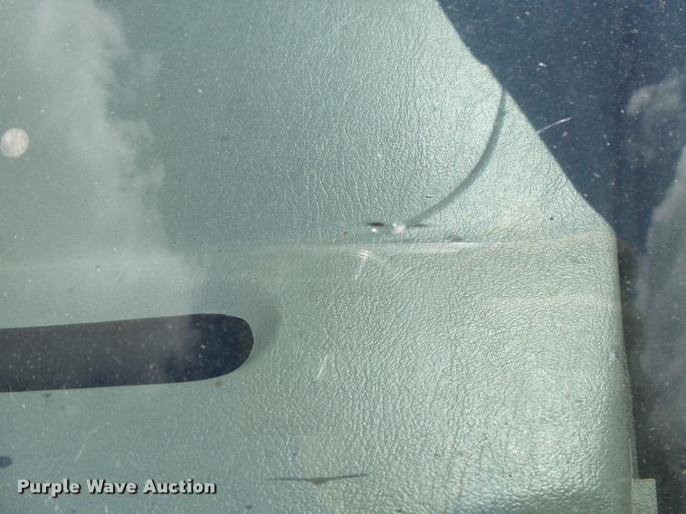 image for item DC3979 2003 Ford F350 Super Duty XLT Lariat Edge Crew Cab flatbed pickup truck