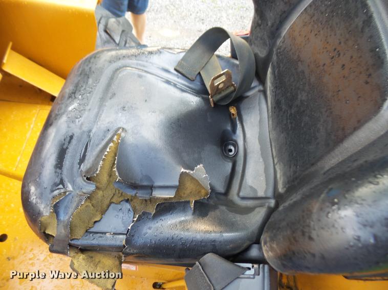 image for item DC5472 Case 586D forklift