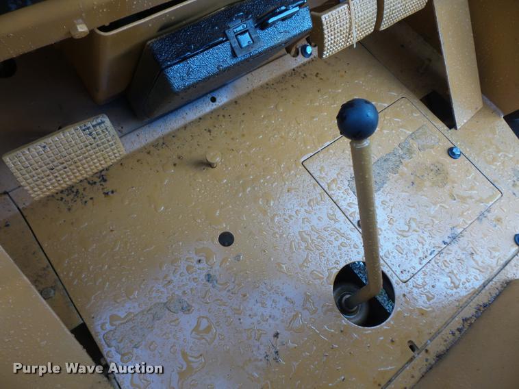 image for item DC5472 Case 586D forklift