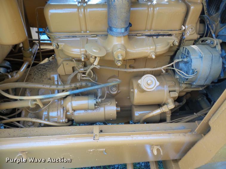 image for item DC5472 Case 586D forklift