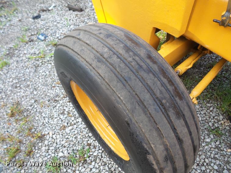 image for item DC5472 Case 586D forklift