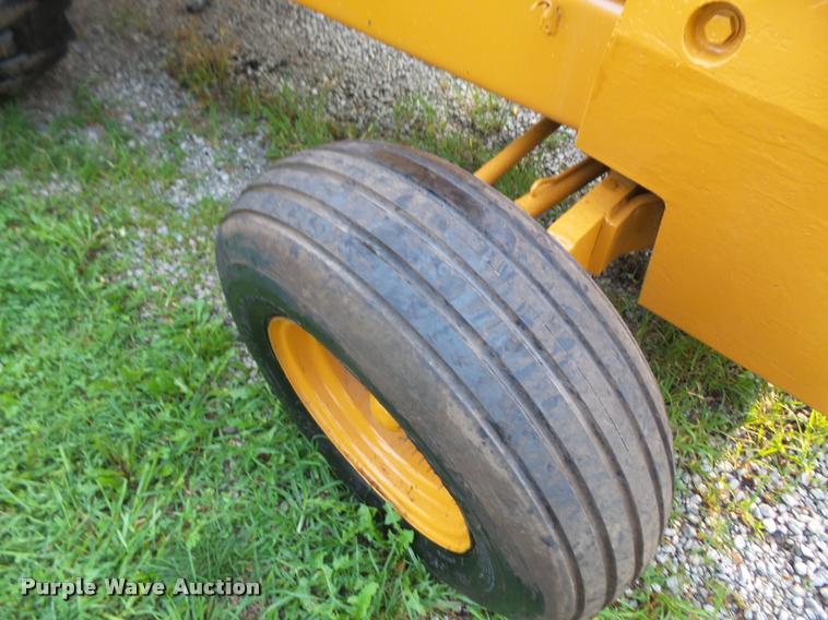 image for item DC5472 Case 586D forklift