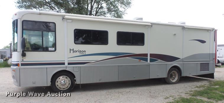 image for item DC5474 2001 Winnebago Itasca Horizon RV