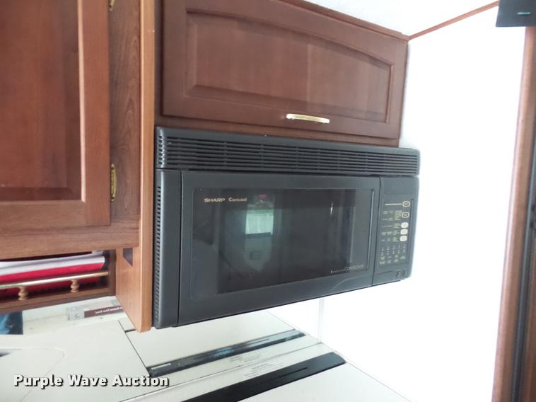 image for item DC5474 2001 Winnebago Itasca Horizon RV