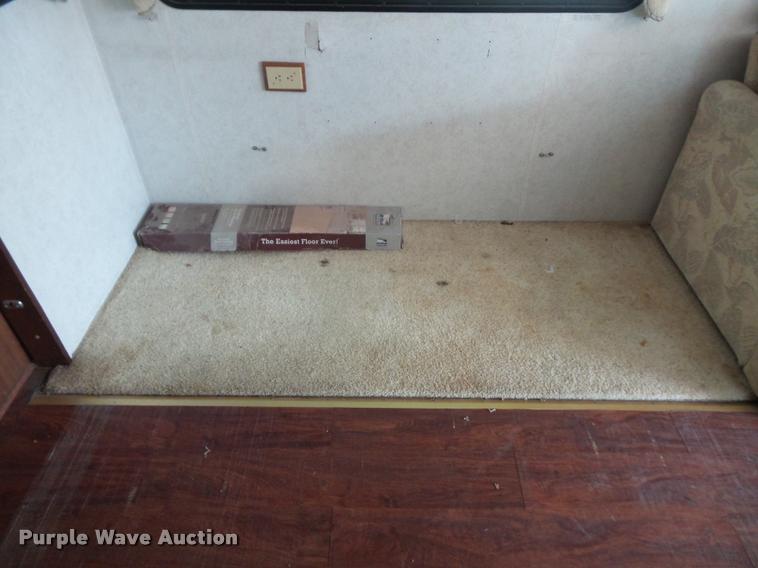 image for item DC5474 2001 Winnebago Itasca Horizon RV