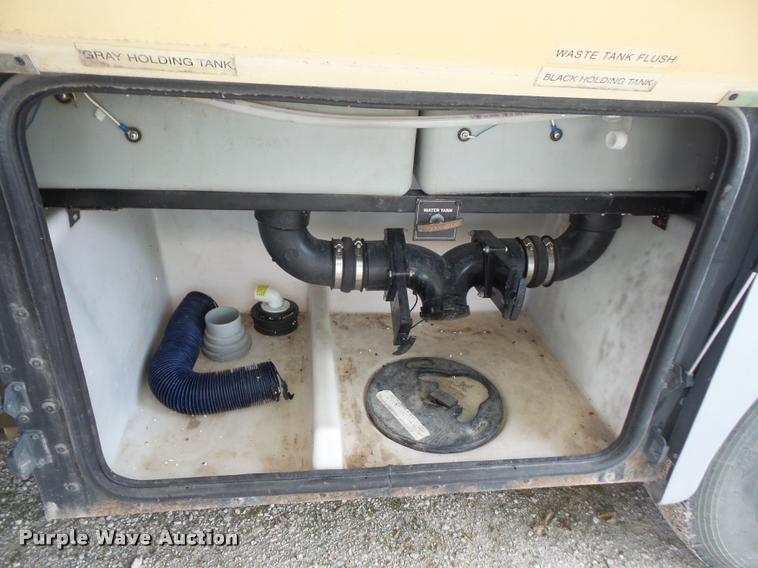 image for item DC5474 2001 Winnebago Itasca Horizon RV