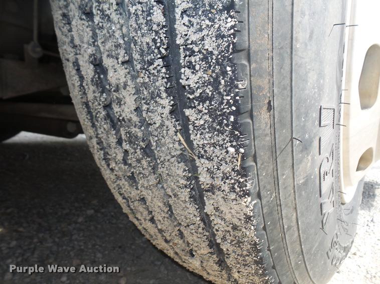 image for item DC5474 2001 Winnebago Itasca Horizon RV