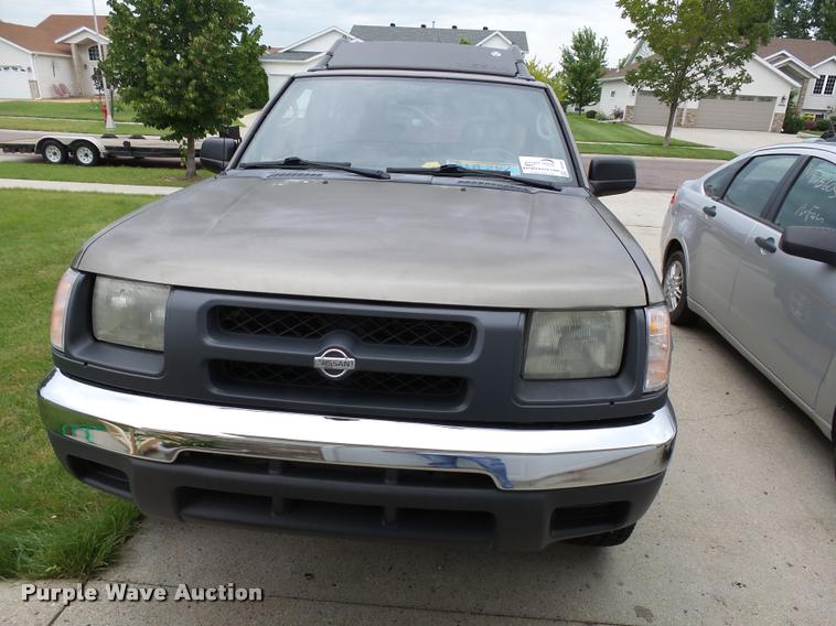 image for item DC6447 2001 Nissan Xterra SUV