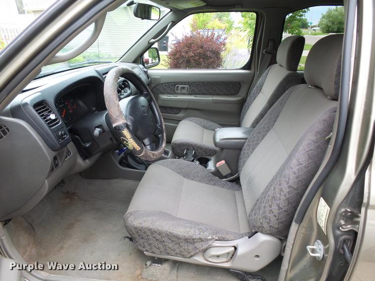 image for item DC6447 2001 Nissan Xterra SUV