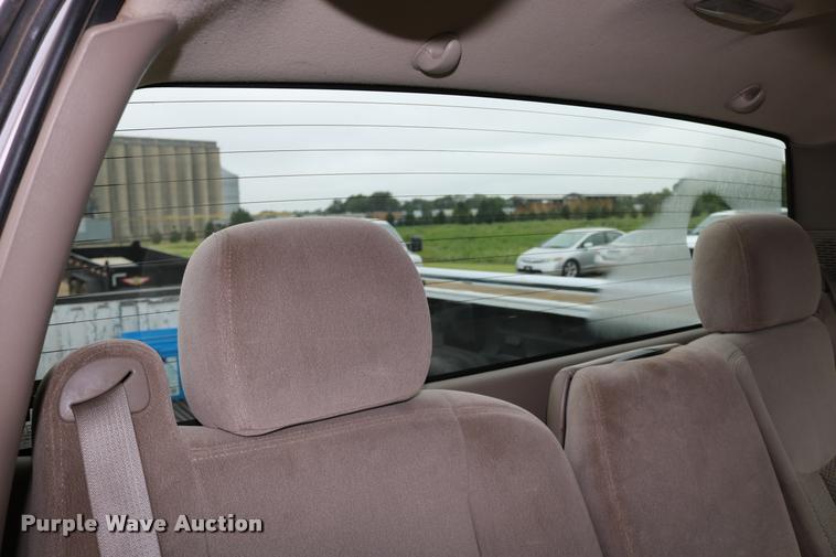 image for item DD0239 2003 Chevrolet Silverado 2500HD pickup truck