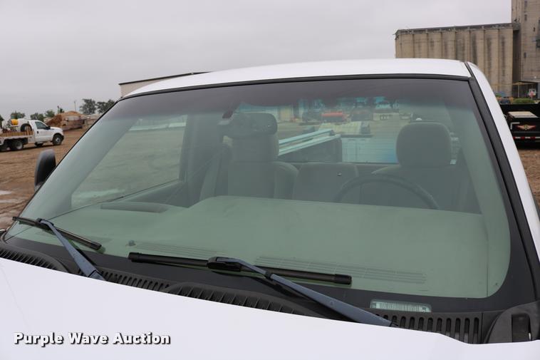 image for item DD0239 2003 Chevrolet Silverado 2500HD pickup truck