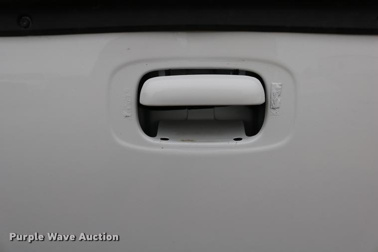 image for item DD0239 2003 Chevrolet Silverado 2500HD pickup truck