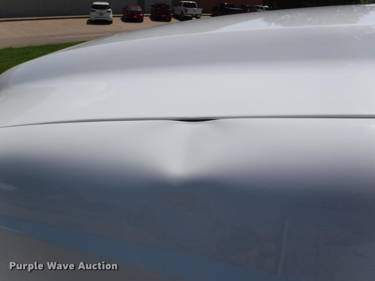 image for item DD0874 2004 Ford F350 Super Duty XL pickup truck cab and chassis