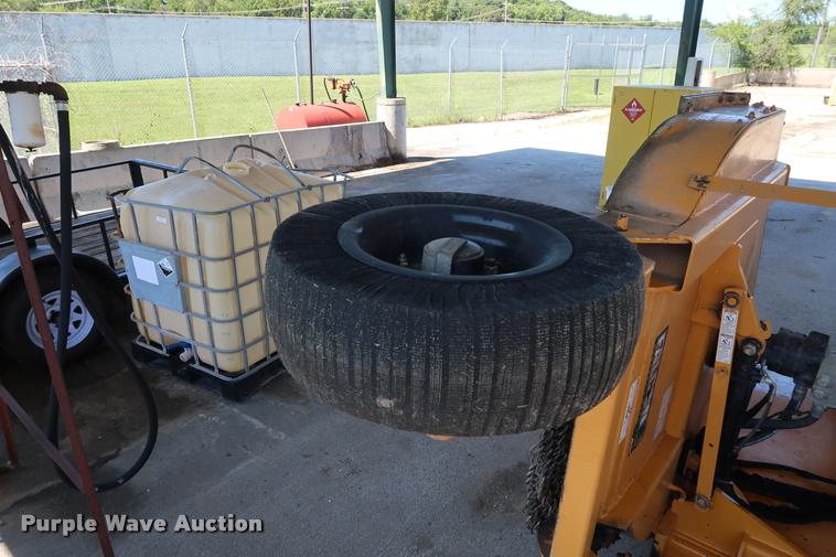 image for item DD2247 Alamo FLN15 batwing rotary mower