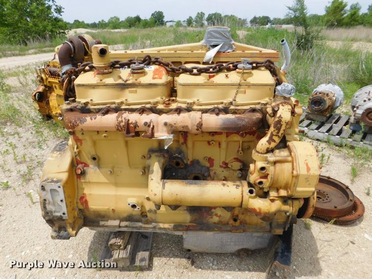 image for item DE9764 Caterpillar 3406 six cylinder diesel engine core