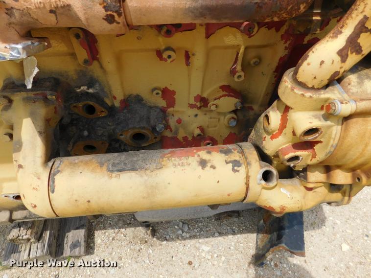 image for item DE9764 Caterpillar 3406 six cylinder diesel engine core