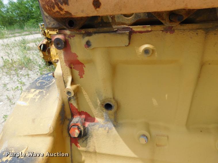 image for item DE9764 Caterpillar 3406 six cylinder diesel engine core
