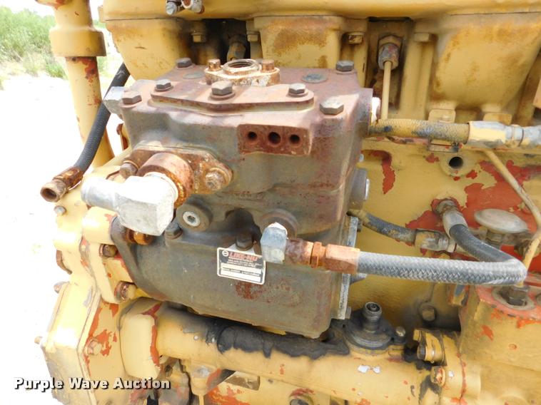 image for item DE9764 Caterpillar 3406 six cylinder diesel engine core