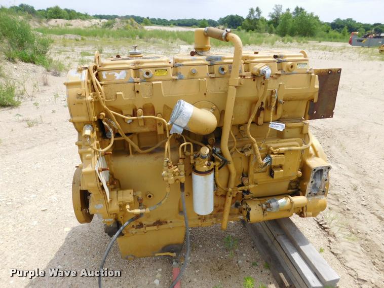 image for item DE9767 Caterpillar 3406 six cylinder turbo diesel engine core