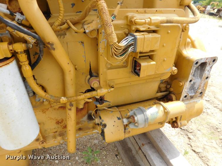 image for item DE9767 Caterpillar 3406 six cylinder turbo diesel engine core