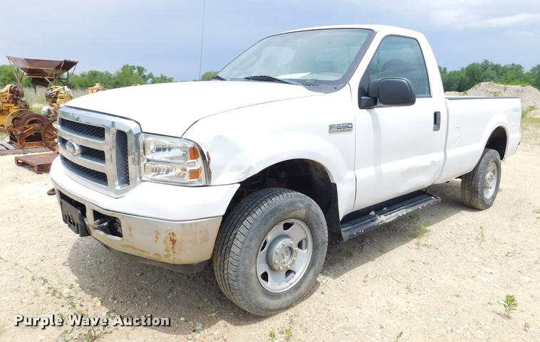 image for item DE9771 2006 Ford F250 Super Duty pickup truck