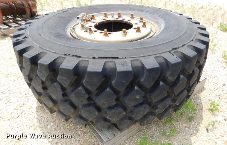 image for item DE9776 Michelin 16.00R20 tire