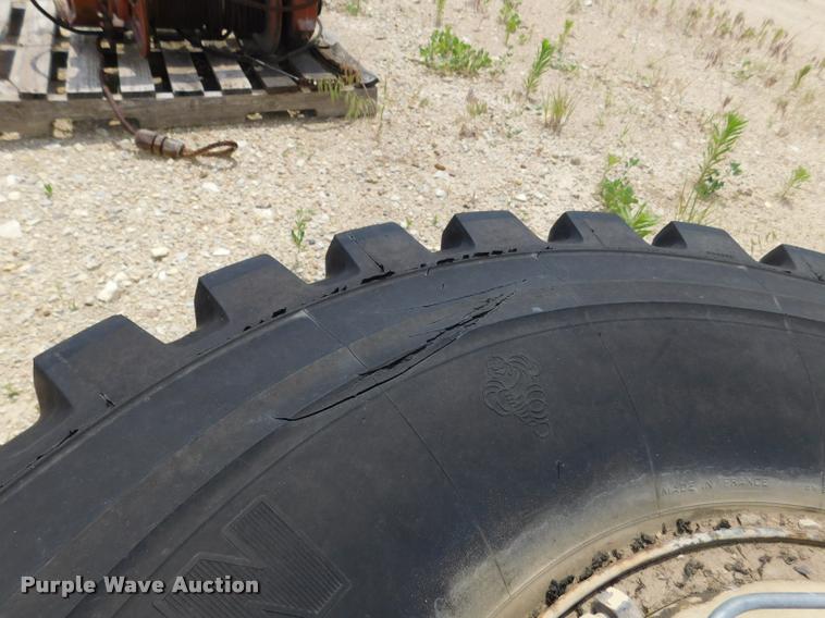 image for item DE9776 Michelin 16.00R20 tire