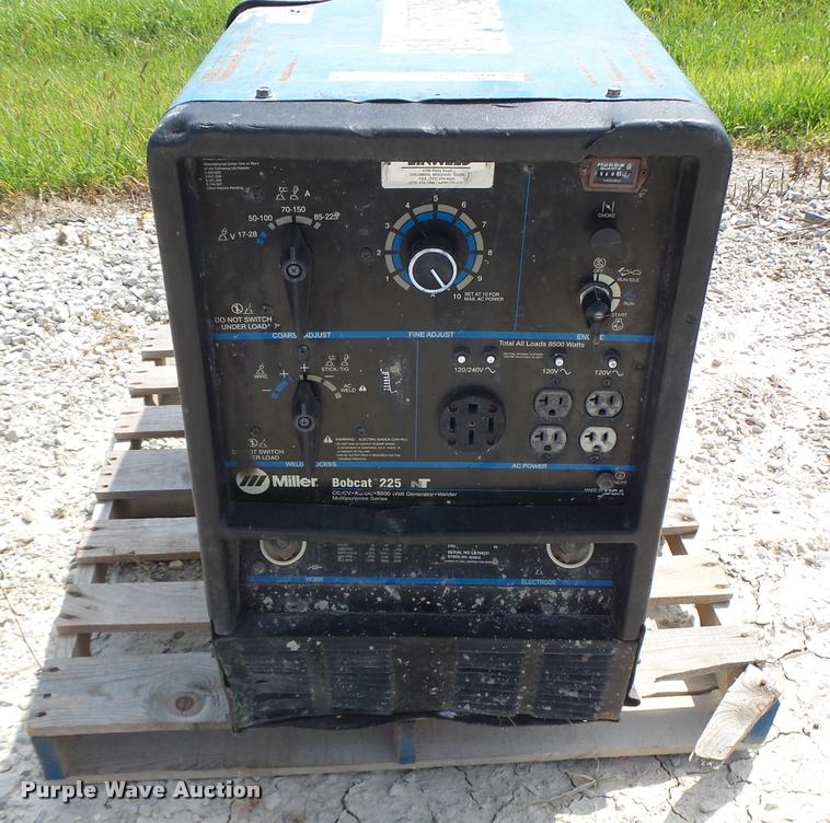 image for item DF9365 Miller Bobcat 225NT welder/generator
