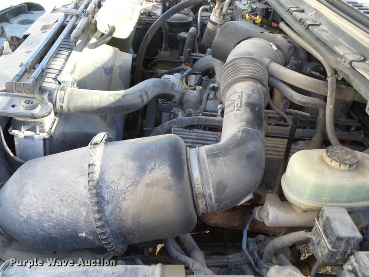 image for item DH9331 2000 Ford F250 Super Duty Crew Cab pickup truck