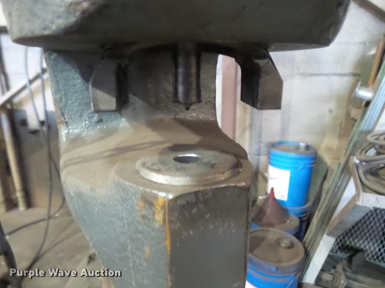 image for item DK9292 Whitney 70 ton hand held punch